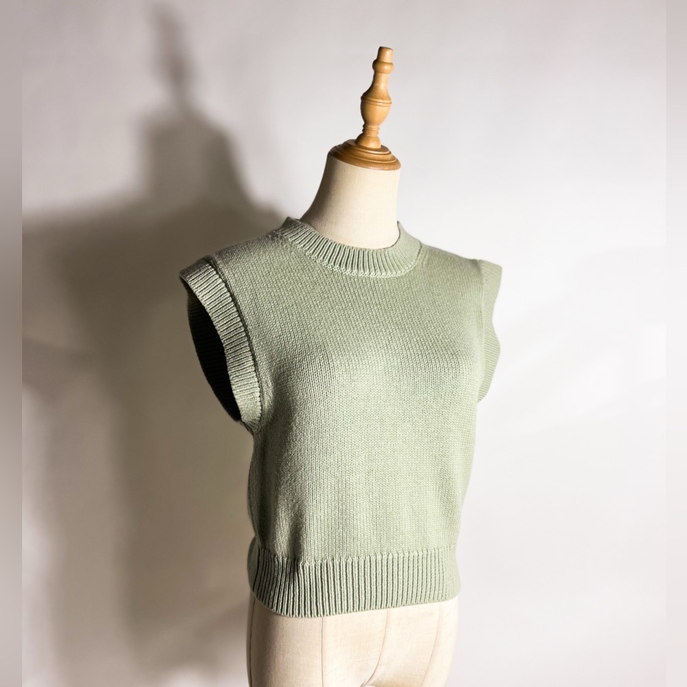 ARITZIA Wilfred Seafoam Cropped Merino Cotton Sweater Vest Medium